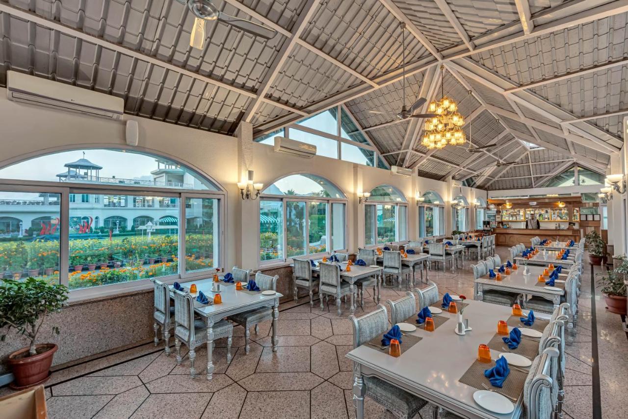 Club Mahindra Kandāghāt Buitenkant foto