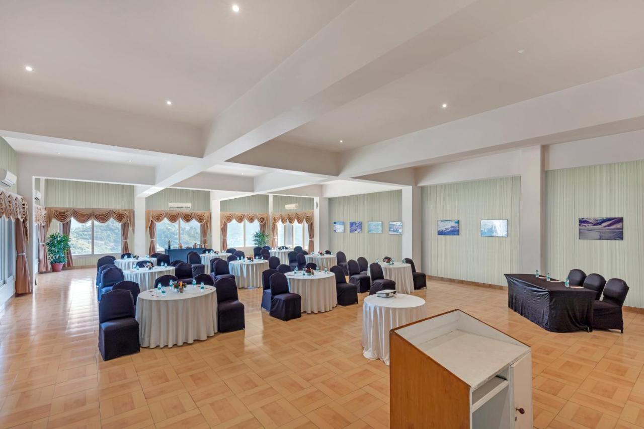 Club Mahindra Kandāghāt Buitenkant foto