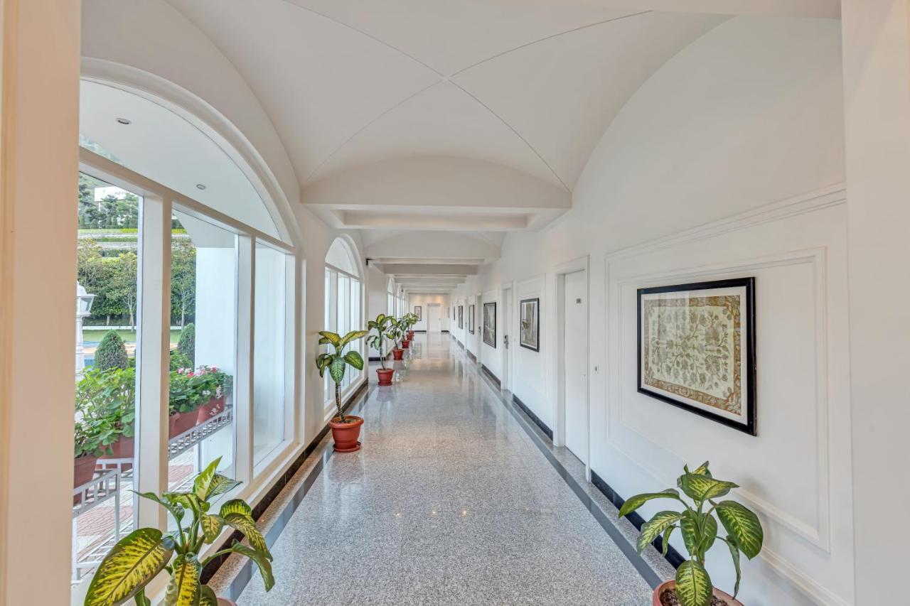 Club Mahindra Kandāghāt Buitenkant foto