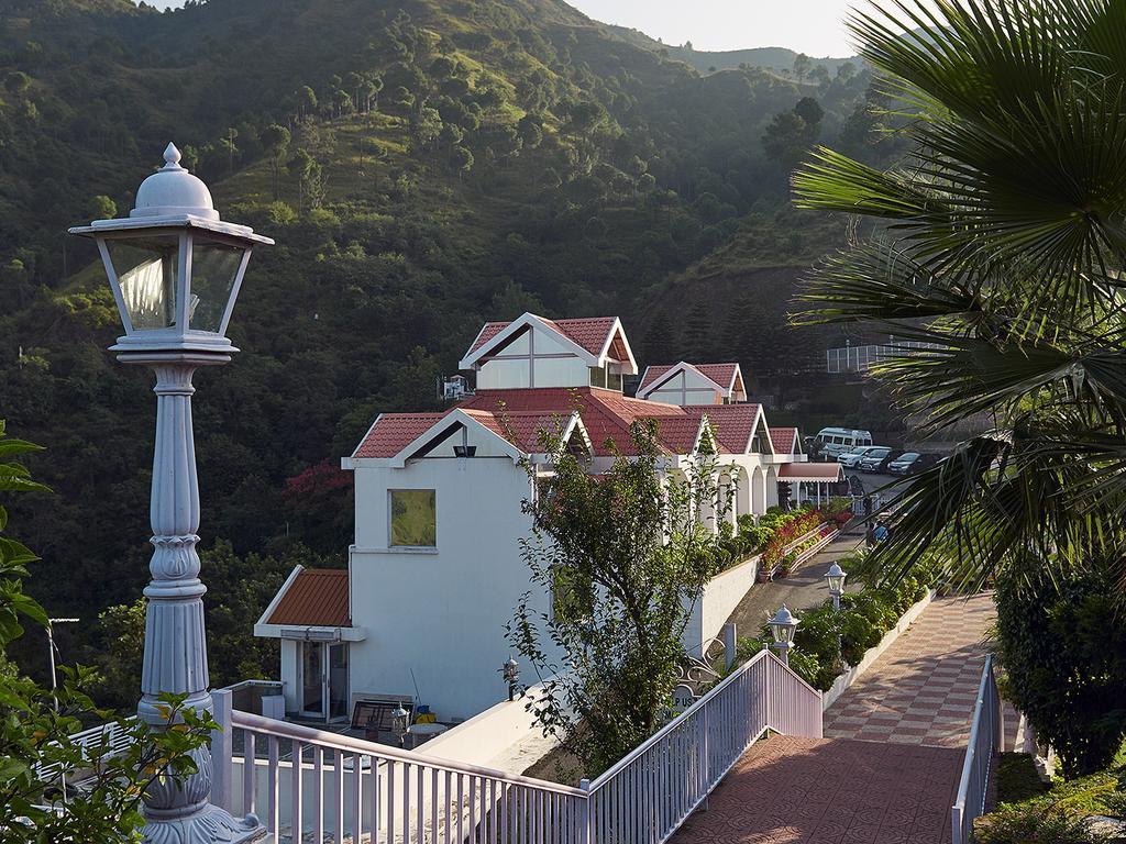Club Mahindra Kandāghāt Buitenkant foto