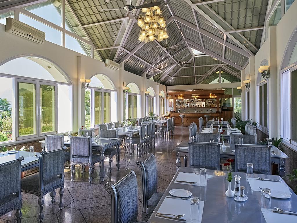 Club Mahindra Kandāghāt Buitenkant foto